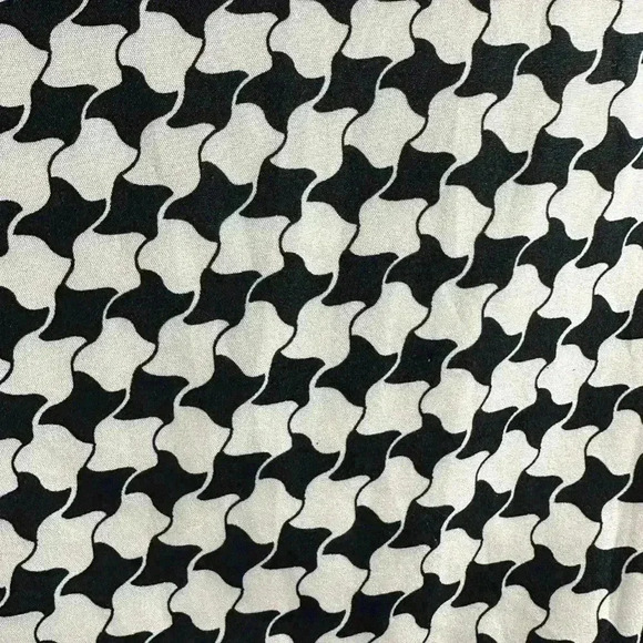 Houndstooth Printed Collared Neck Women’s Long Sleeve Shirt - Picture 8 of 9